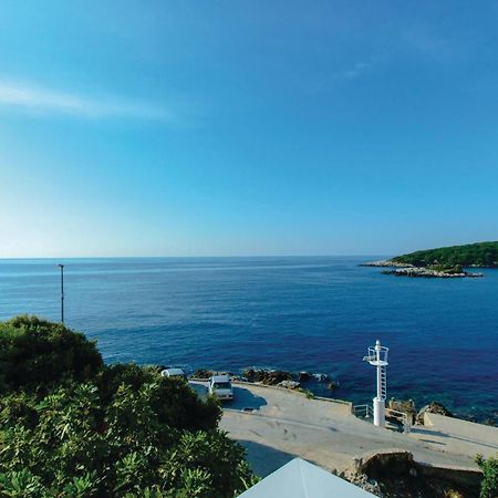 Stunning Apartment In Gruda With House Sea View モルナット エクステリア 写真