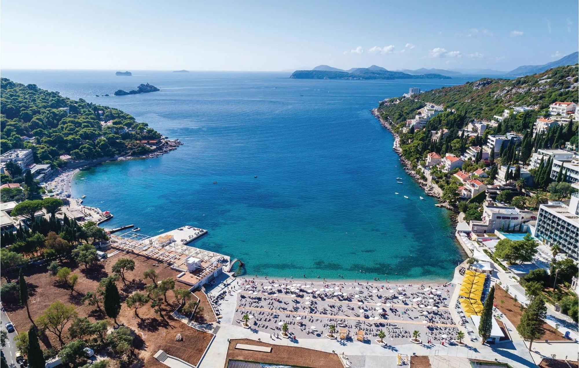 Stunning Apartment In Gruda With House Sea View モルナット エクステリア 写真